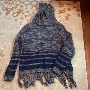 Knit sweater tunic top.